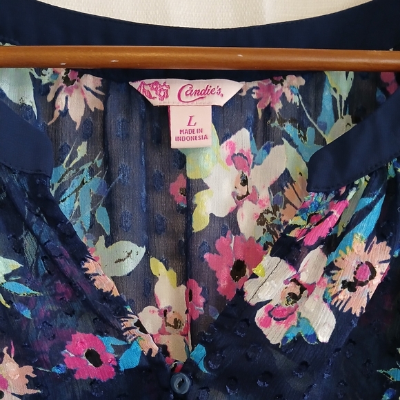 Candies blouse - Picture 3 of 3